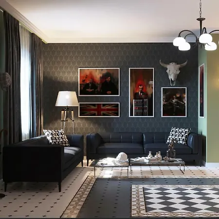 Sherlock Holmes Boutique 3*