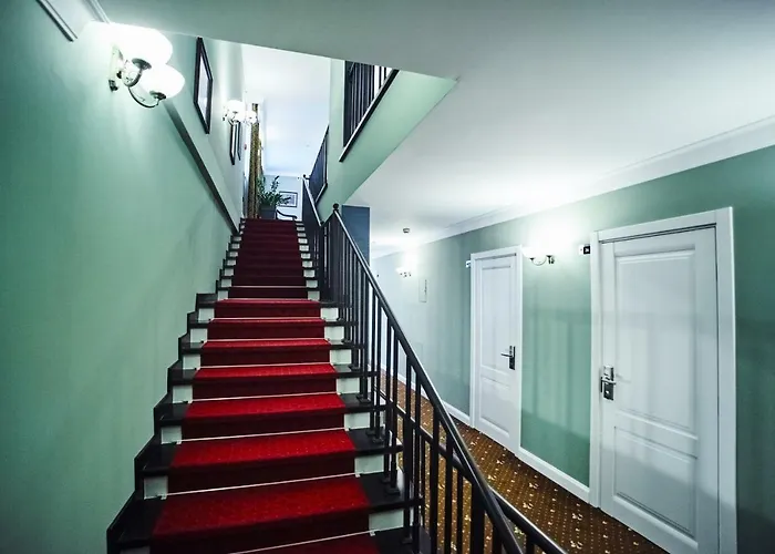 Sherlock Holmes Boutique Hotel