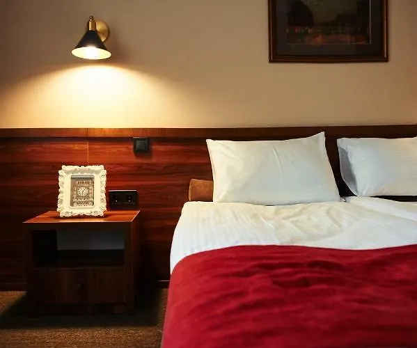 Sherlock Holmes Boutique 3*