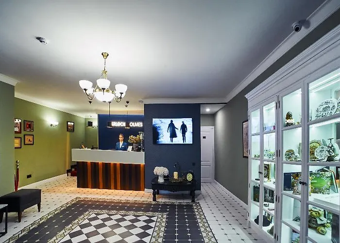 Sherlock Holmes Boutique