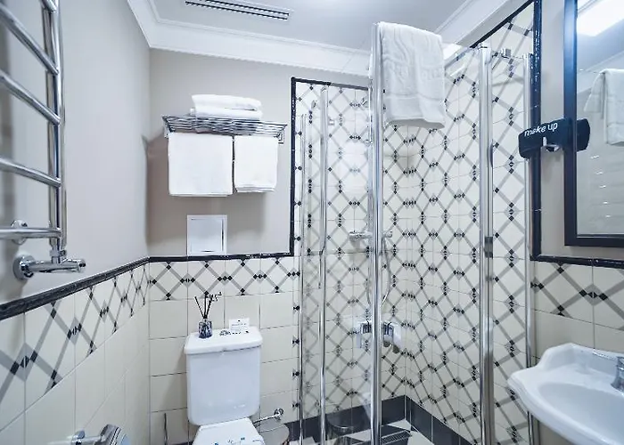 Sherlock Holmes Boutique Hotel 3*