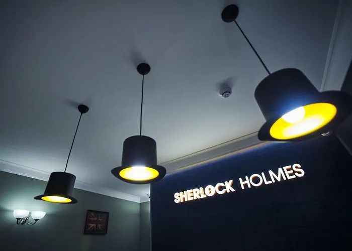 Sherlock Holmes Boutique Отель Львов